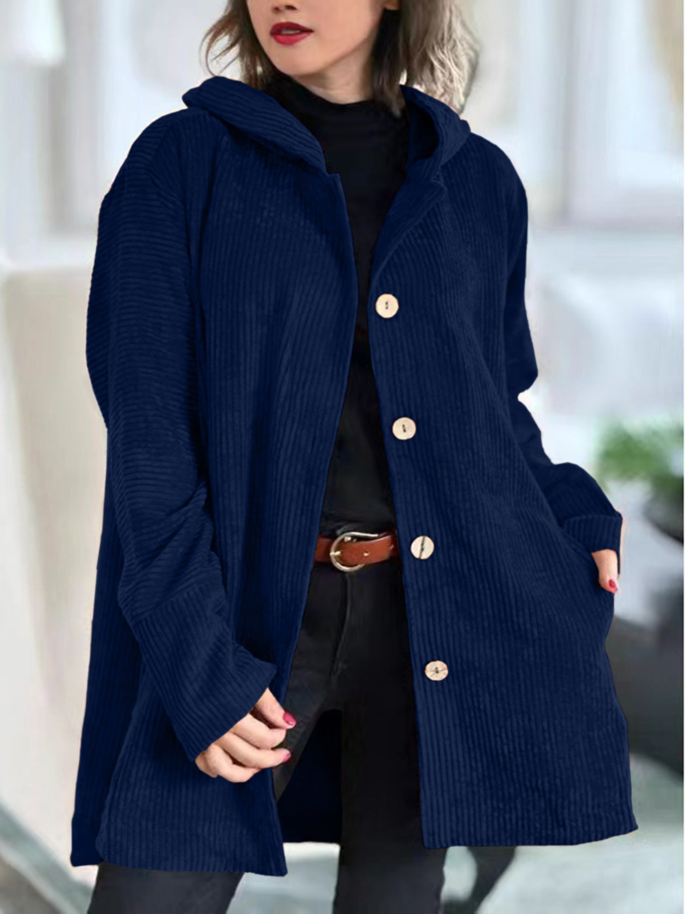 Elizabeth – Cozy Corduroy Hooded Jacket