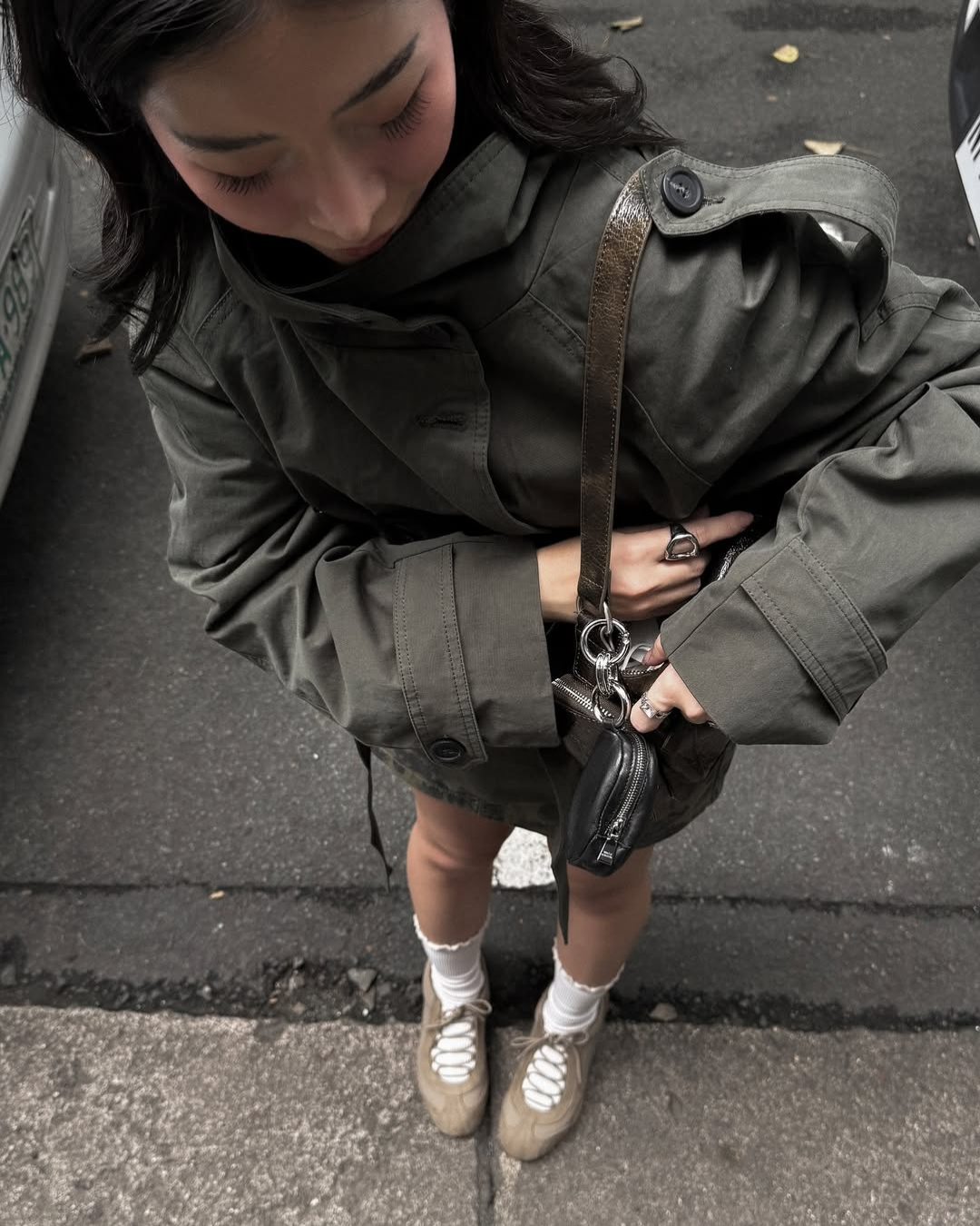 Millie – Cropped Trench Coat for Effortless Autumn Elegance