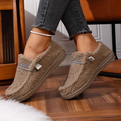 Claire – Warm Teddy Slippers