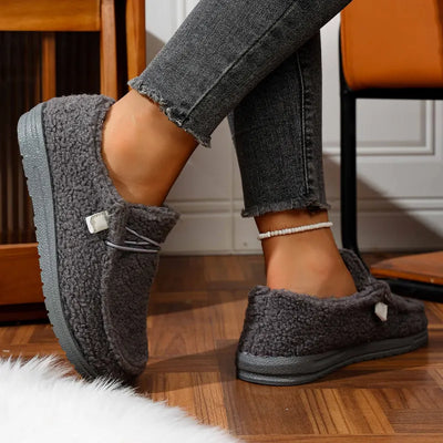 Claire – Warm Teddy Slippers