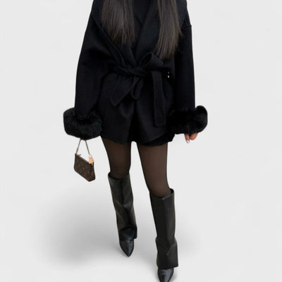 Thea – Wool coat with faux fur details