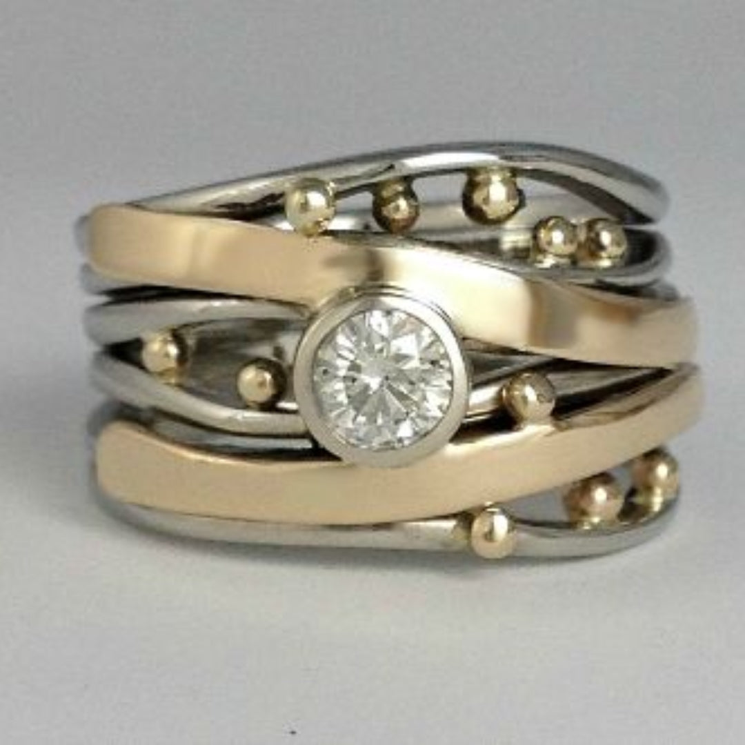 Gold Zirconia Inlaid Ring