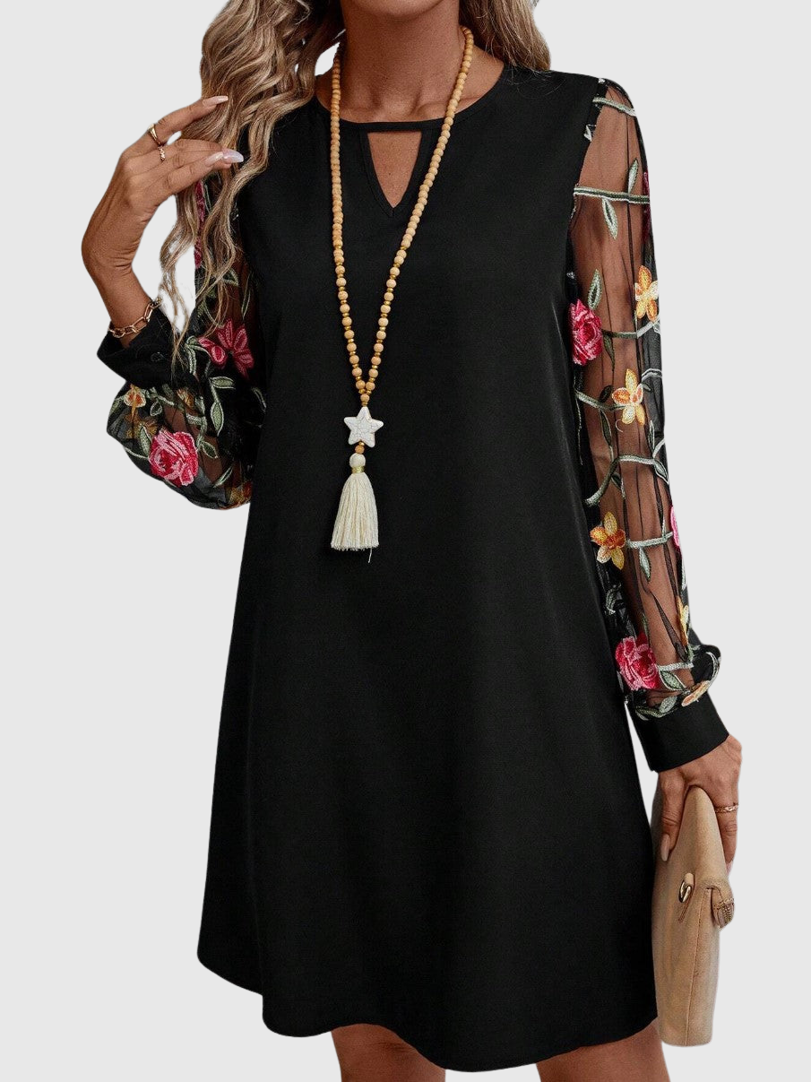 Enid – Elegant V-Neck Dress with Sleeves